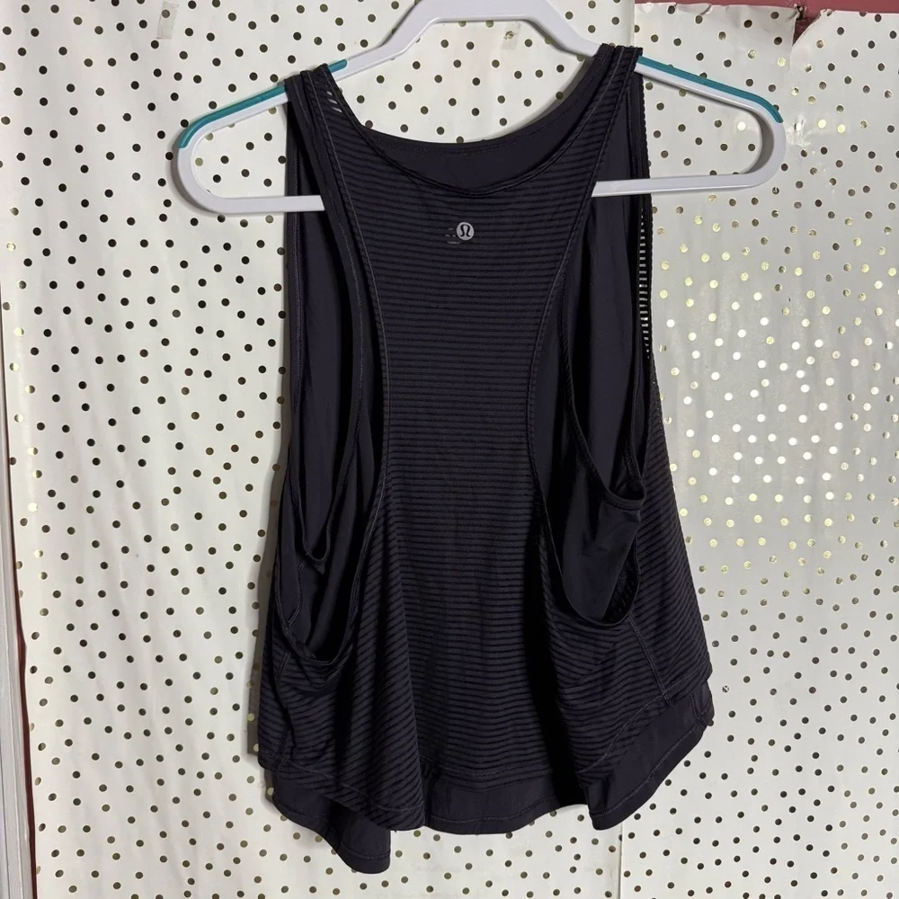 Lululemon Double Lined Women's Top